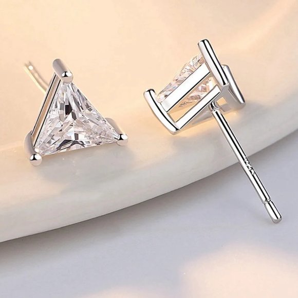 2.0ctw Triangle Diamond Earring Studs " Hypoallergenic " Solid Sterling Silver - Picture 3 of 4